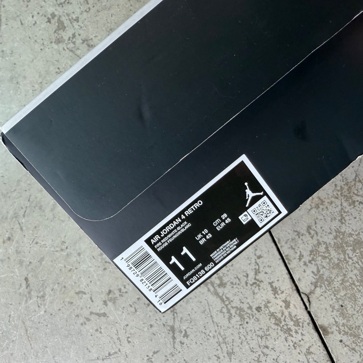 11 Used Jordan 4 Toro Bravo