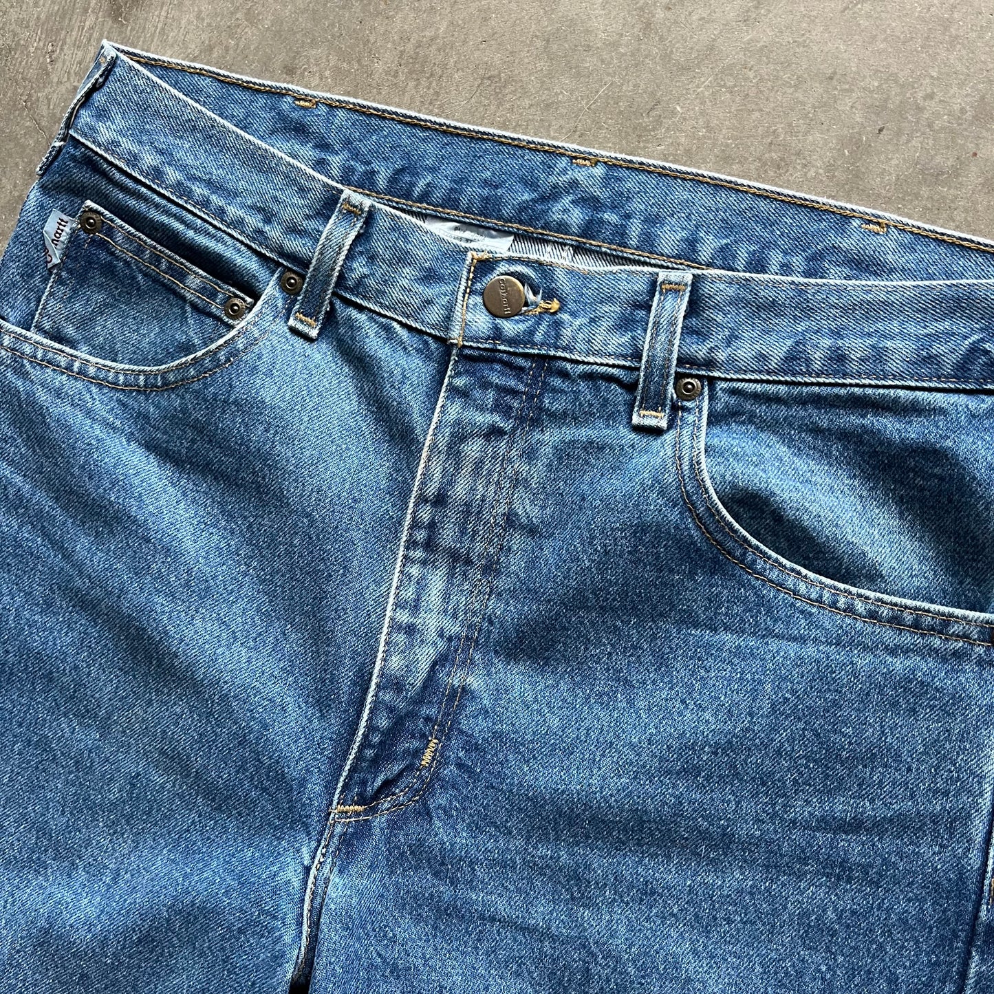 34x32 00s Carhartt Jeans