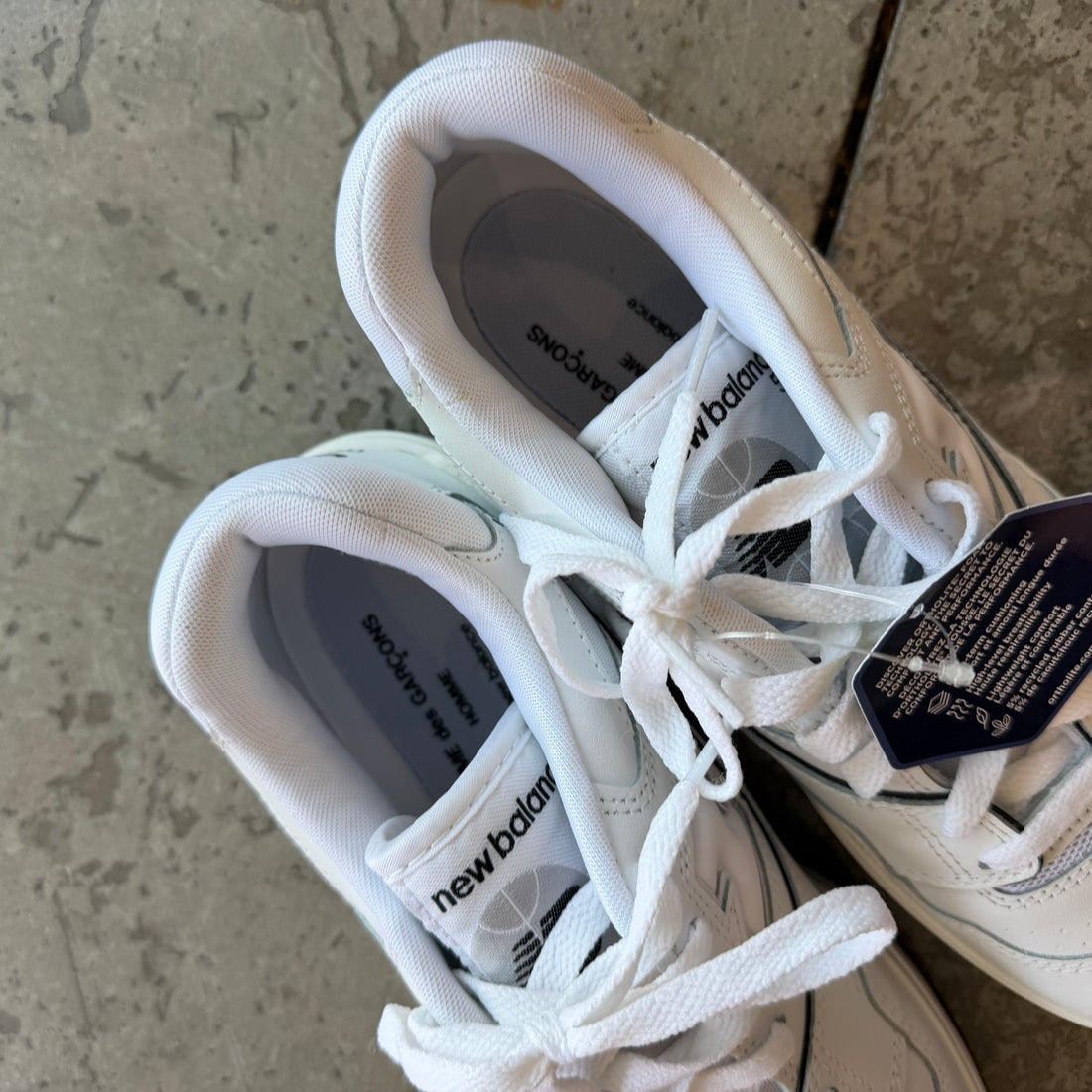 8 CDG New Balance 550