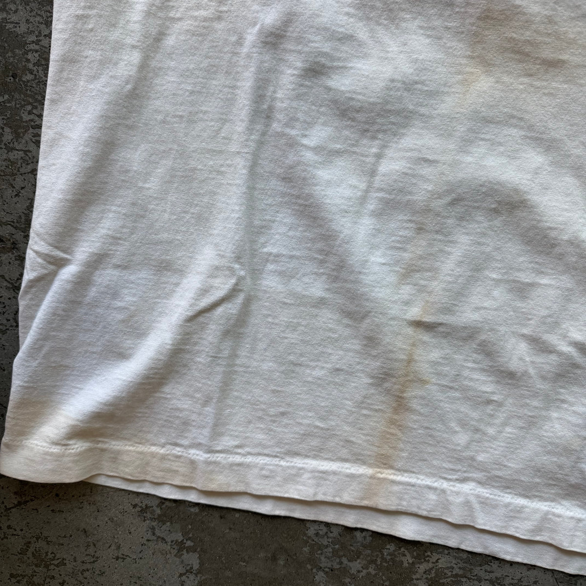 L 95 Thrashed Marlboro Tee