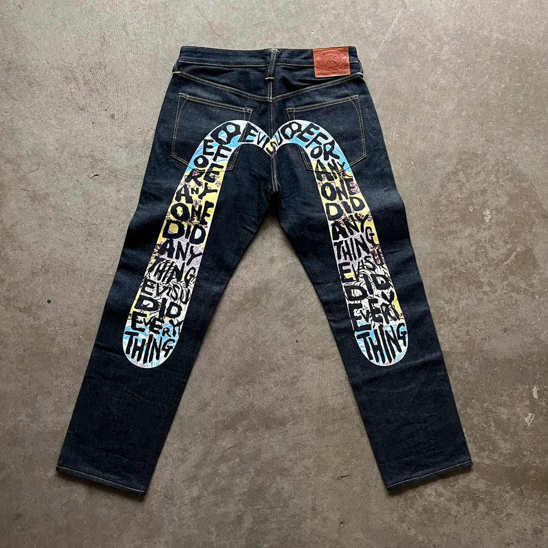 34x30 00s Evisu Rainbow Spellout Jeans