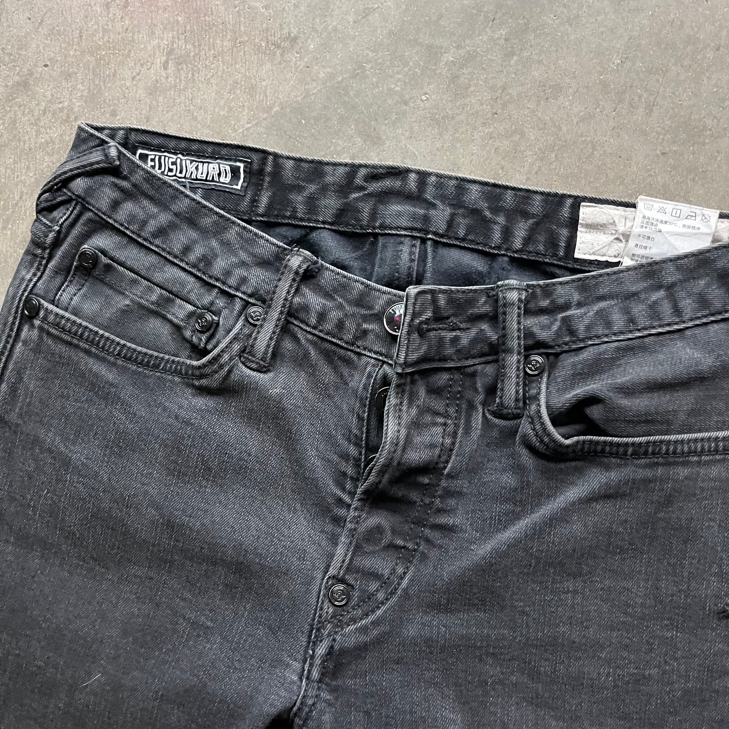 31x30 Gold Evisu Kuro Jeans