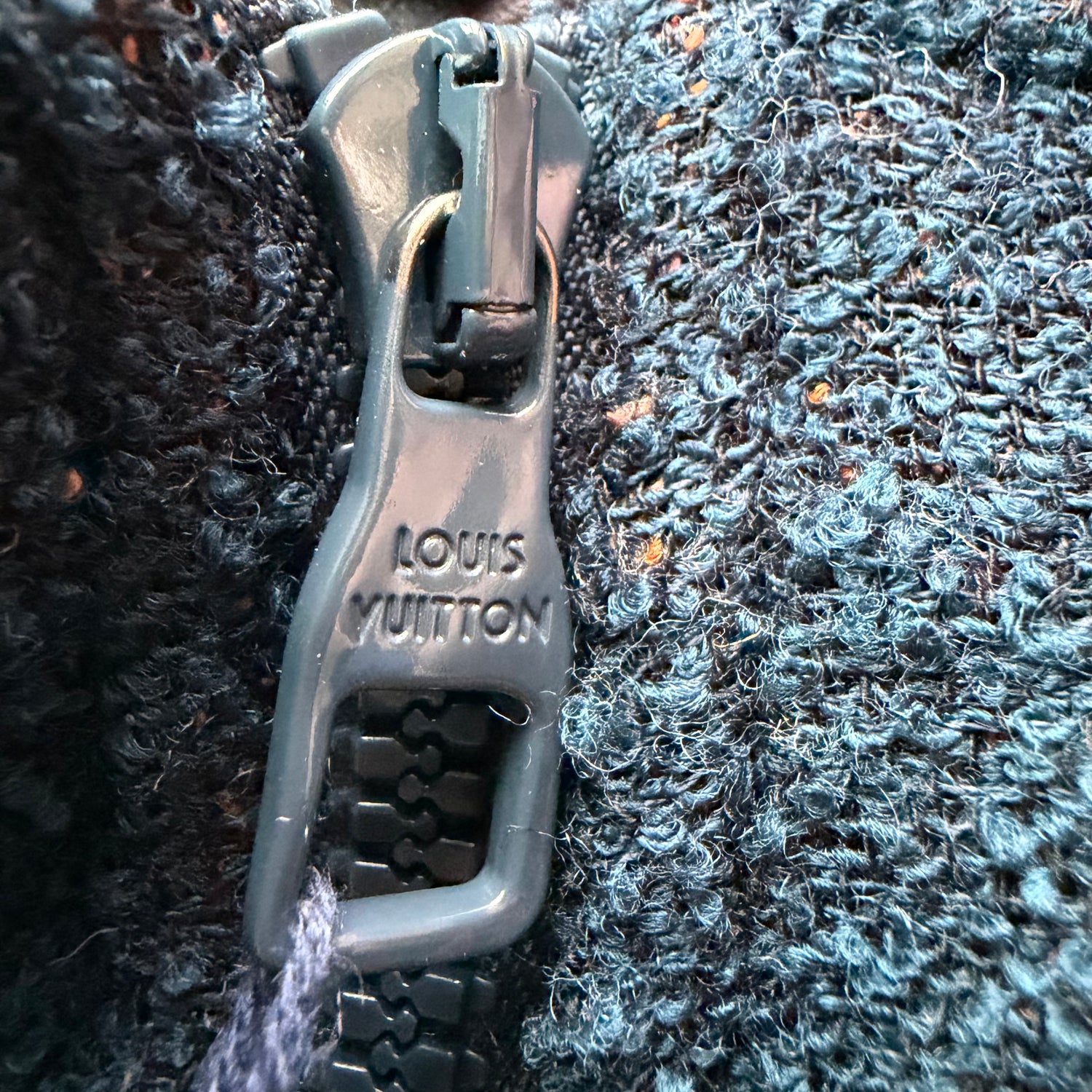 L Louis Vuitton Monogram Globe Fleece SS24