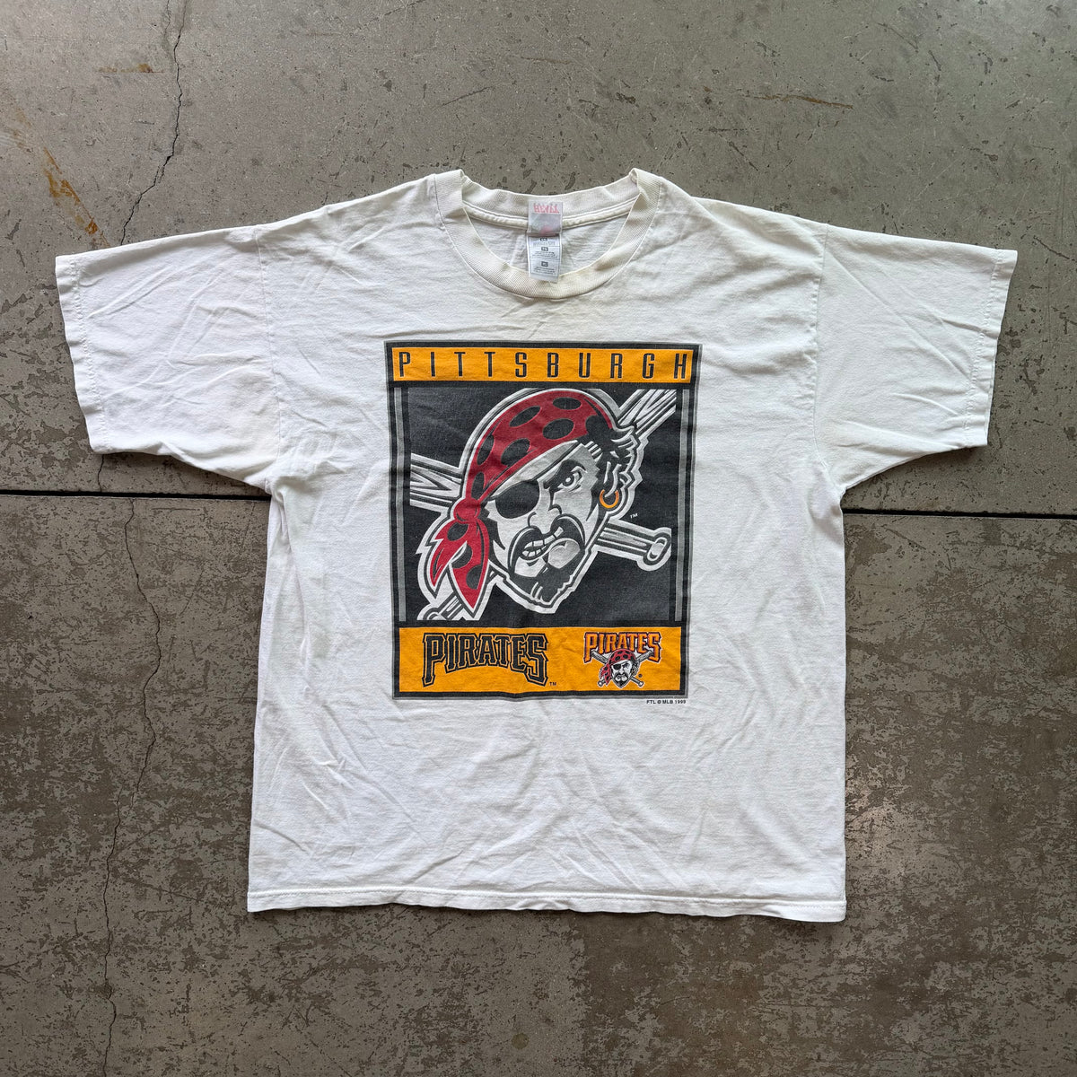 XL 99 Pirates Tee