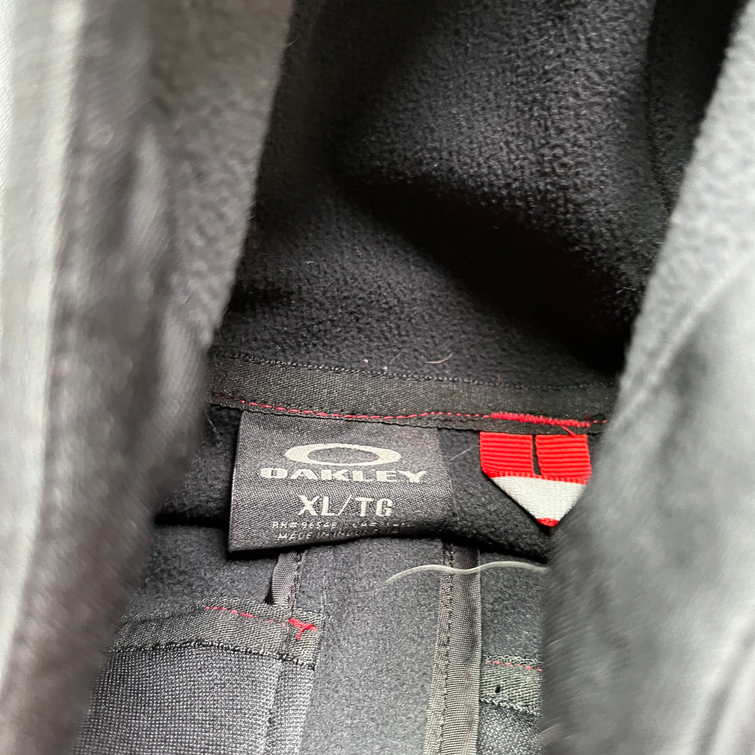 XL 00s Oakley Hoodie