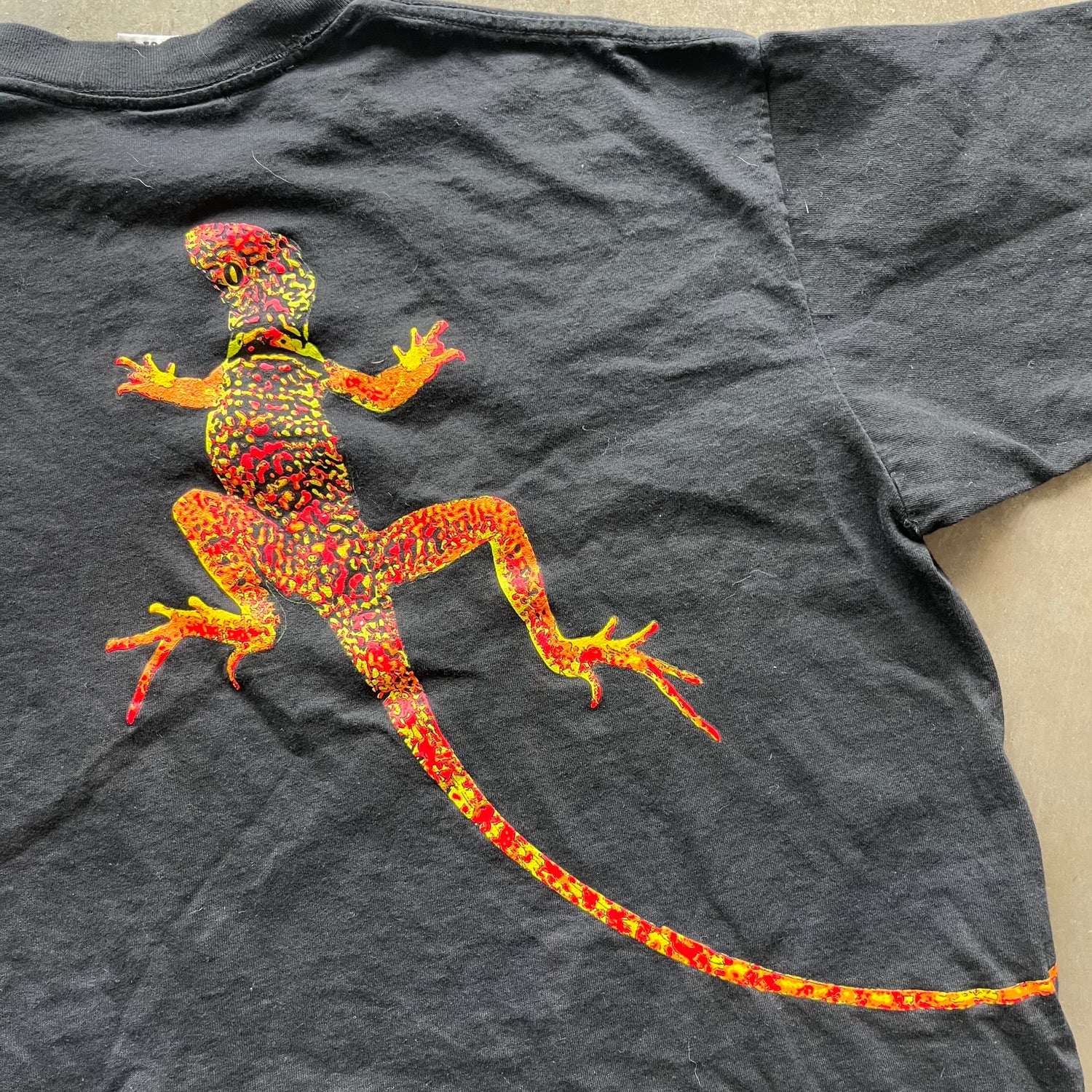 XL 90s Marlboro Gecko Tee