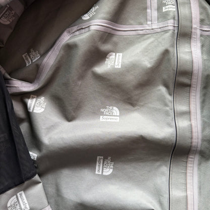 L Supreme The North Face Split Seam Jacket