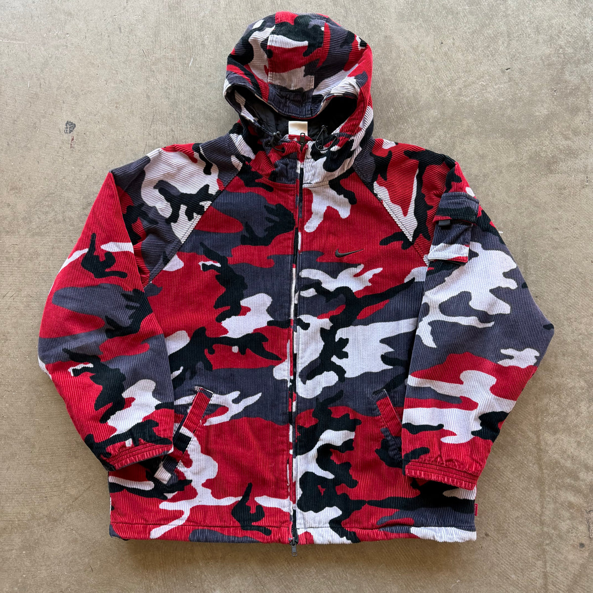 L Nike x Supreme Red Camo Corduroy Jacket