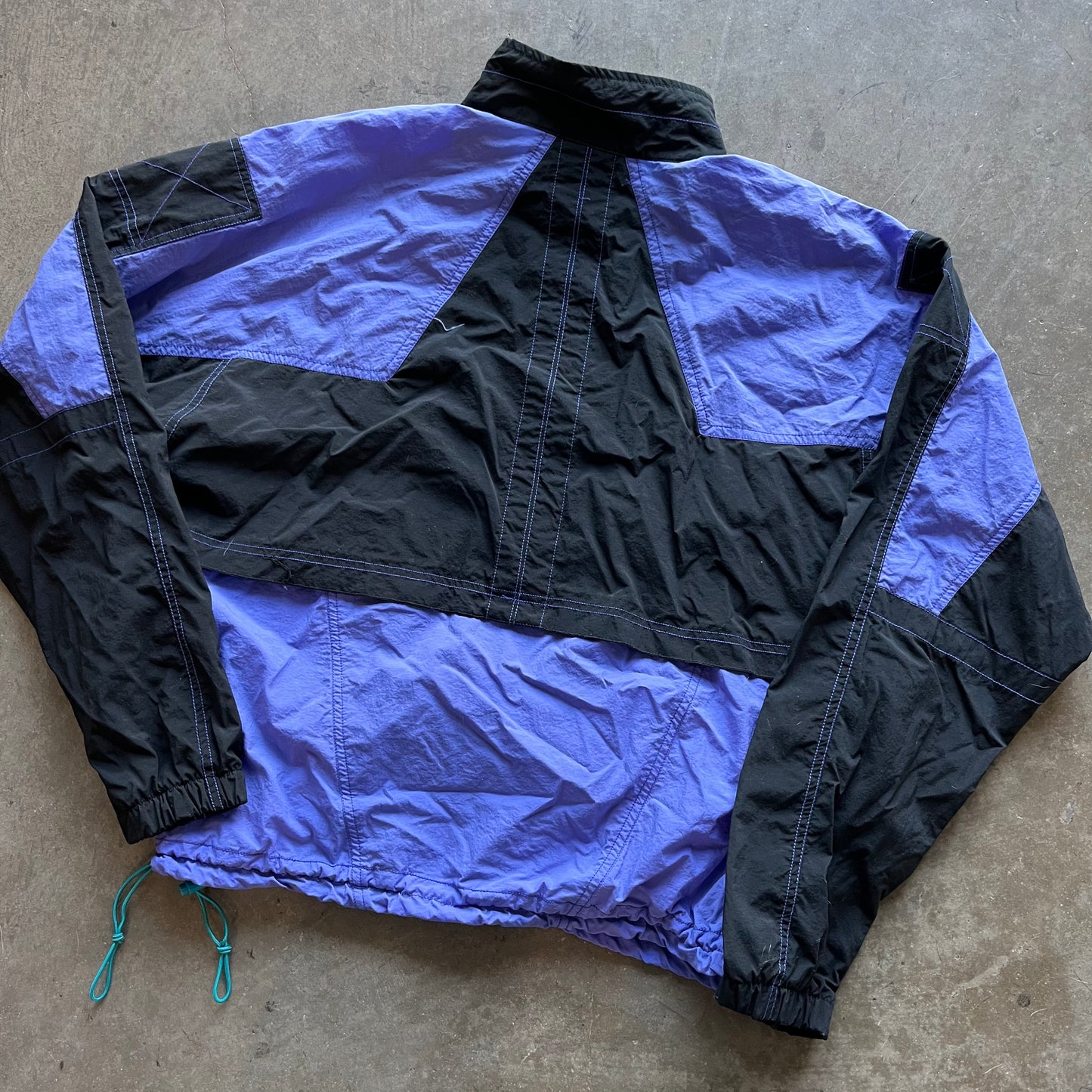 L 90s Nike Windbreaker