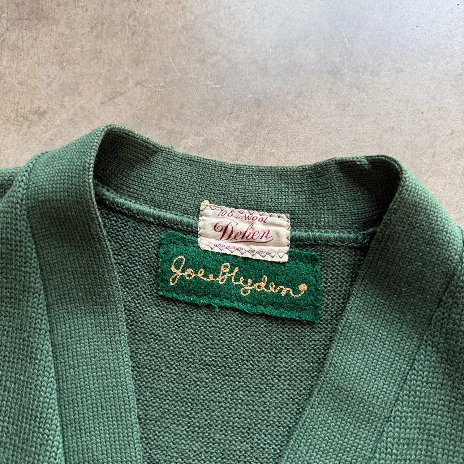 L 60s Dehen Award Cardigan Green