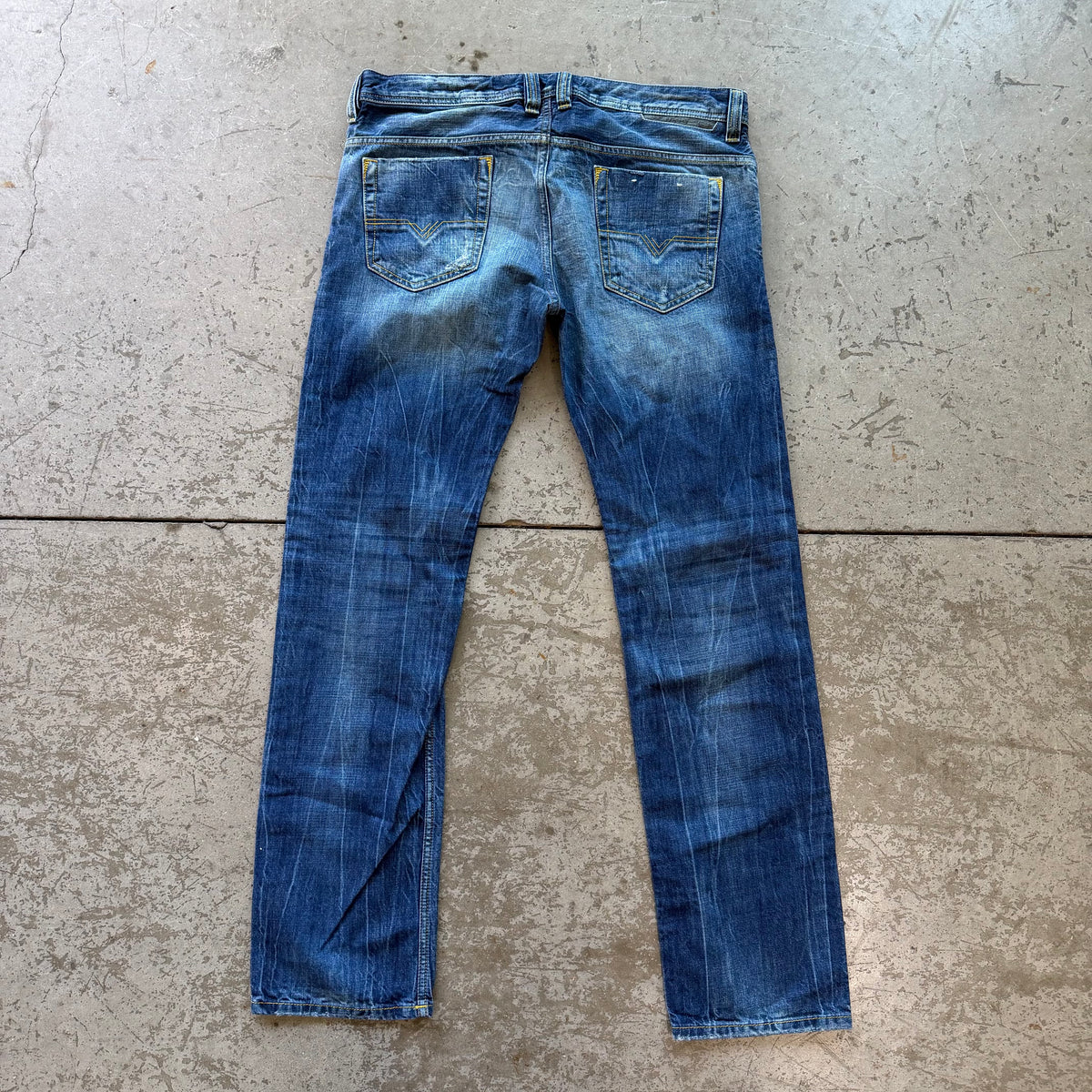 33x32 Faded Diesel Jeans