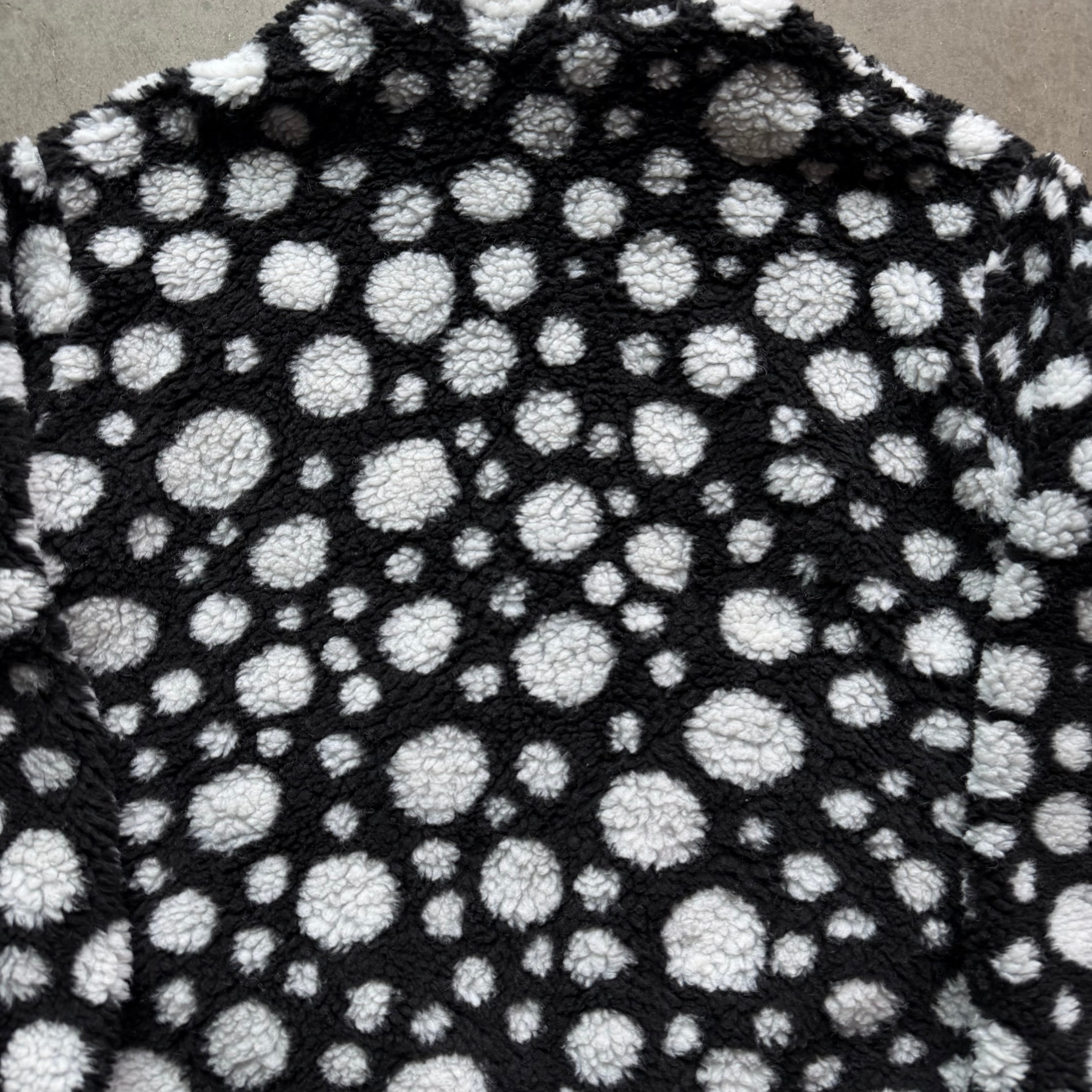 XXL Louis Vuitton Yayoi Kusama Infinity Dots Fleece