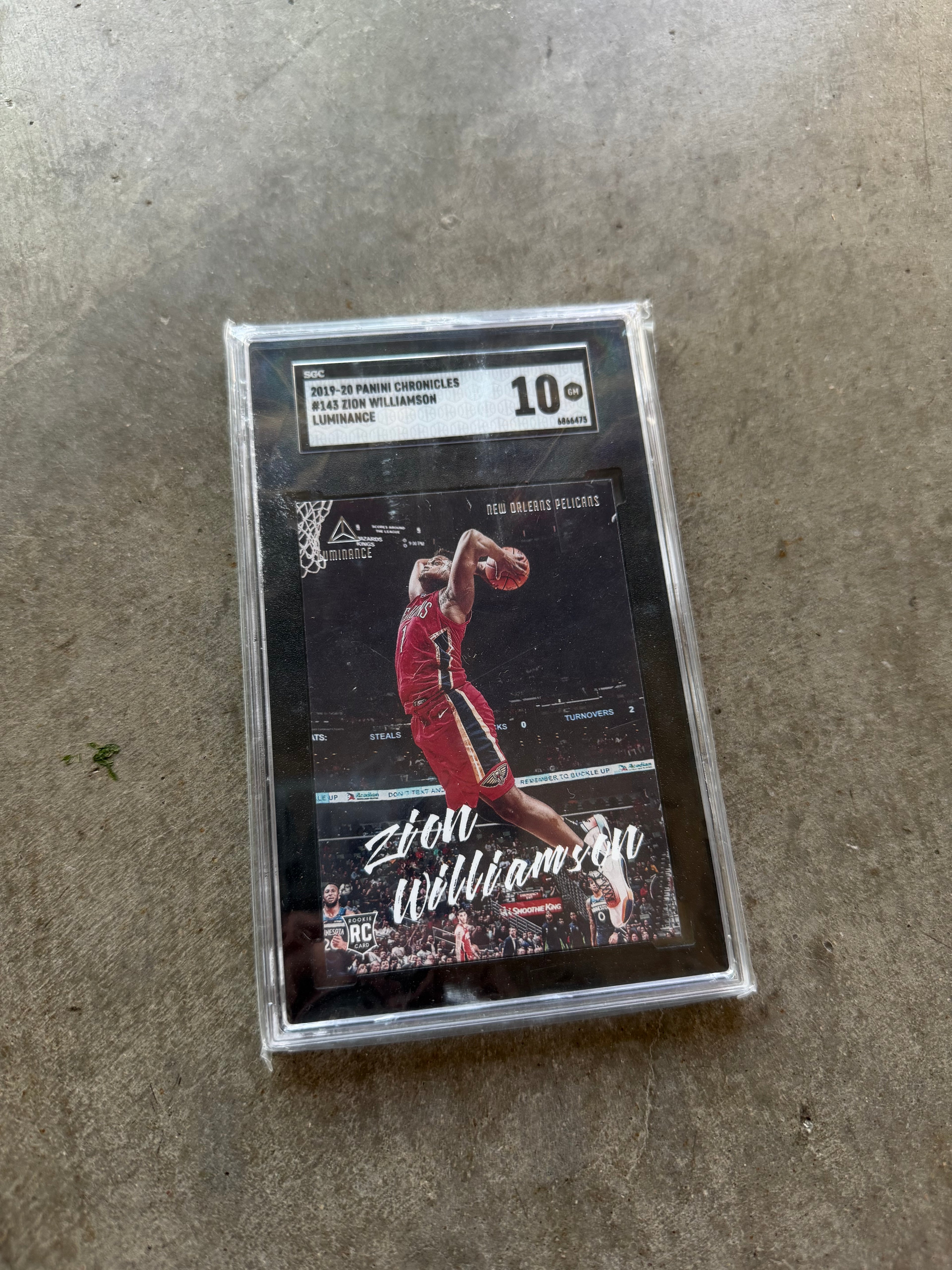 Zion Williamson 2019-20 Panini Chronicles Rookie SGC 10