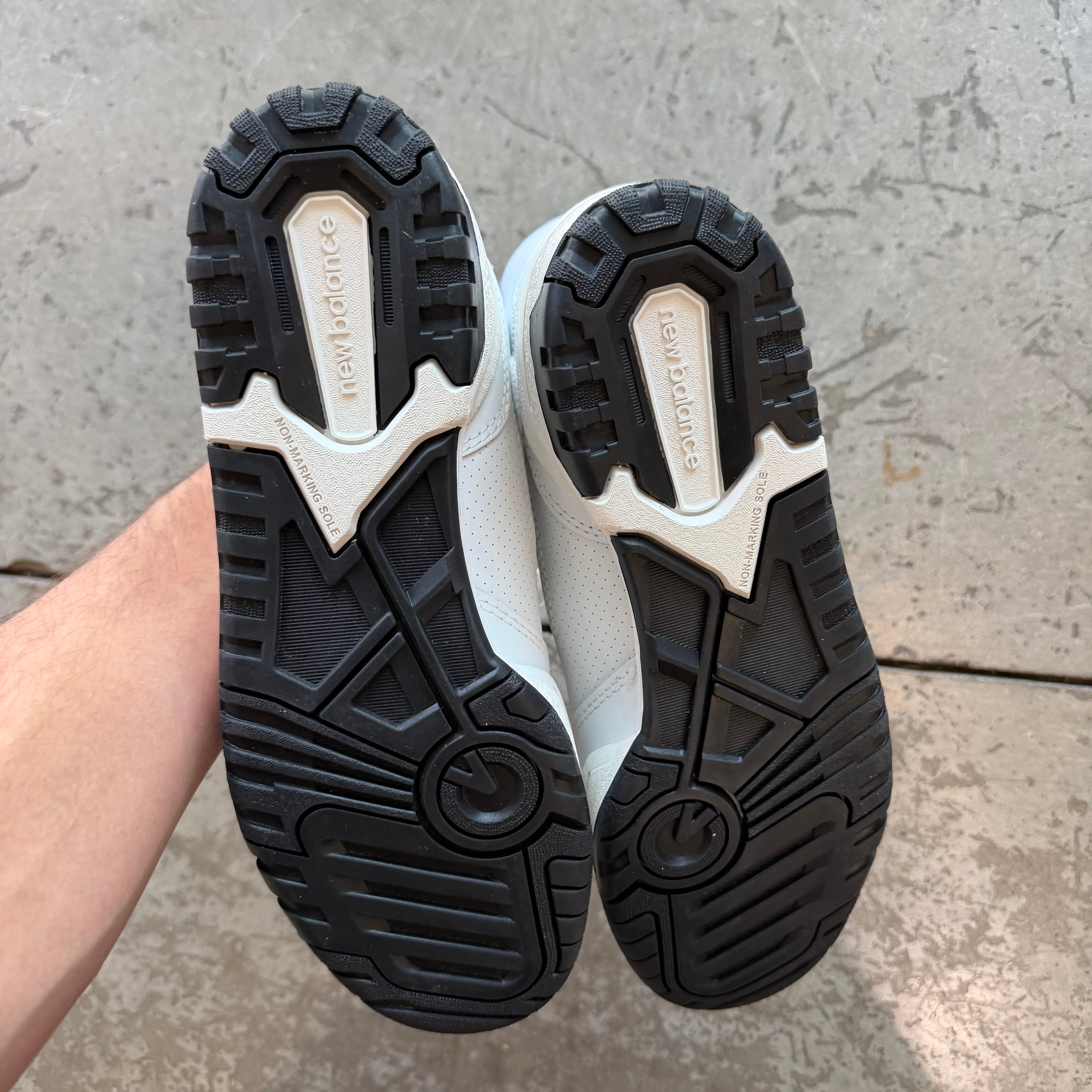 8 CDG New Balance 550