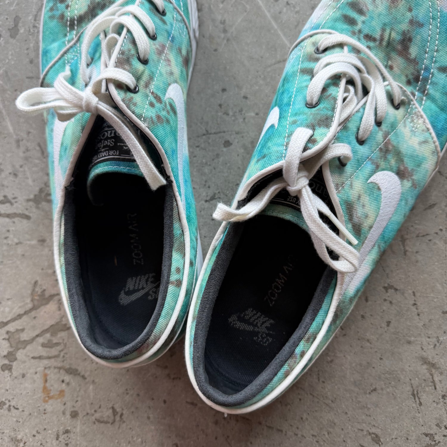 12 Used Nike SB Stefan Janoskis