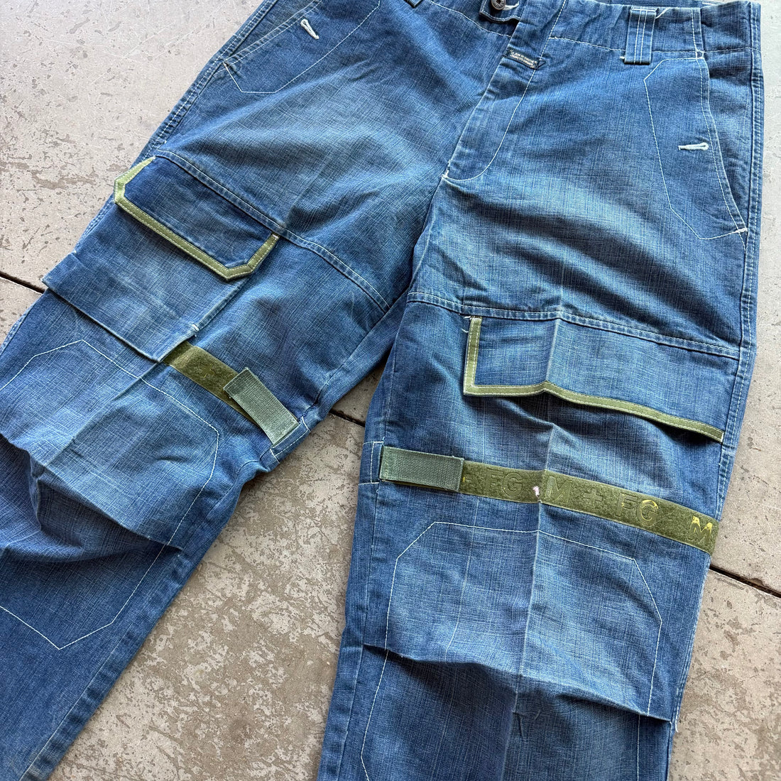 36x34 Y2K Girbaud Shuttle Jeans