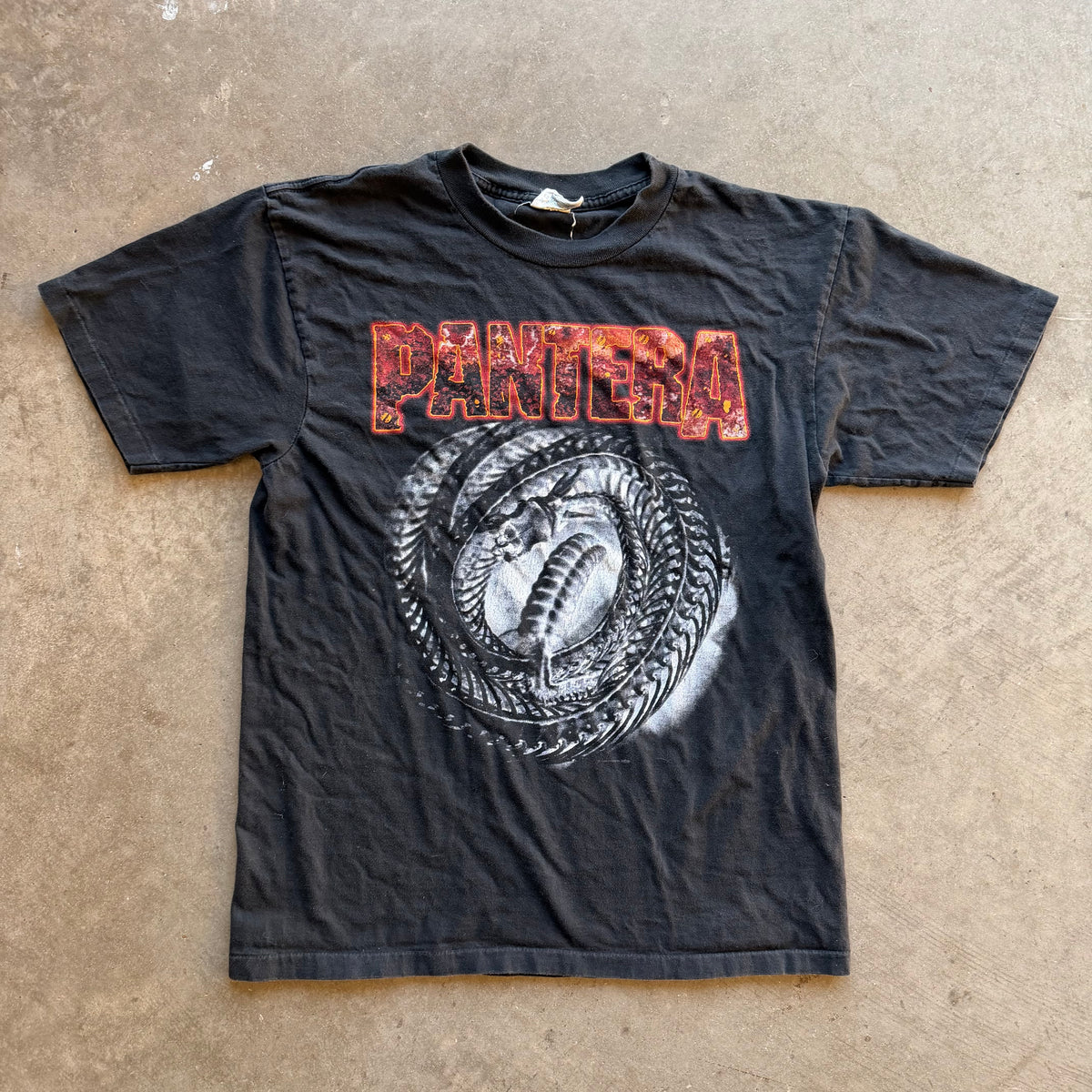 L 96 Pantera Tour Tee