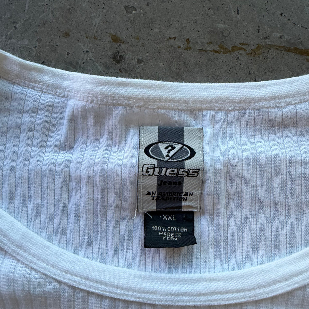 XXL 00s Ribbed Guess Tee