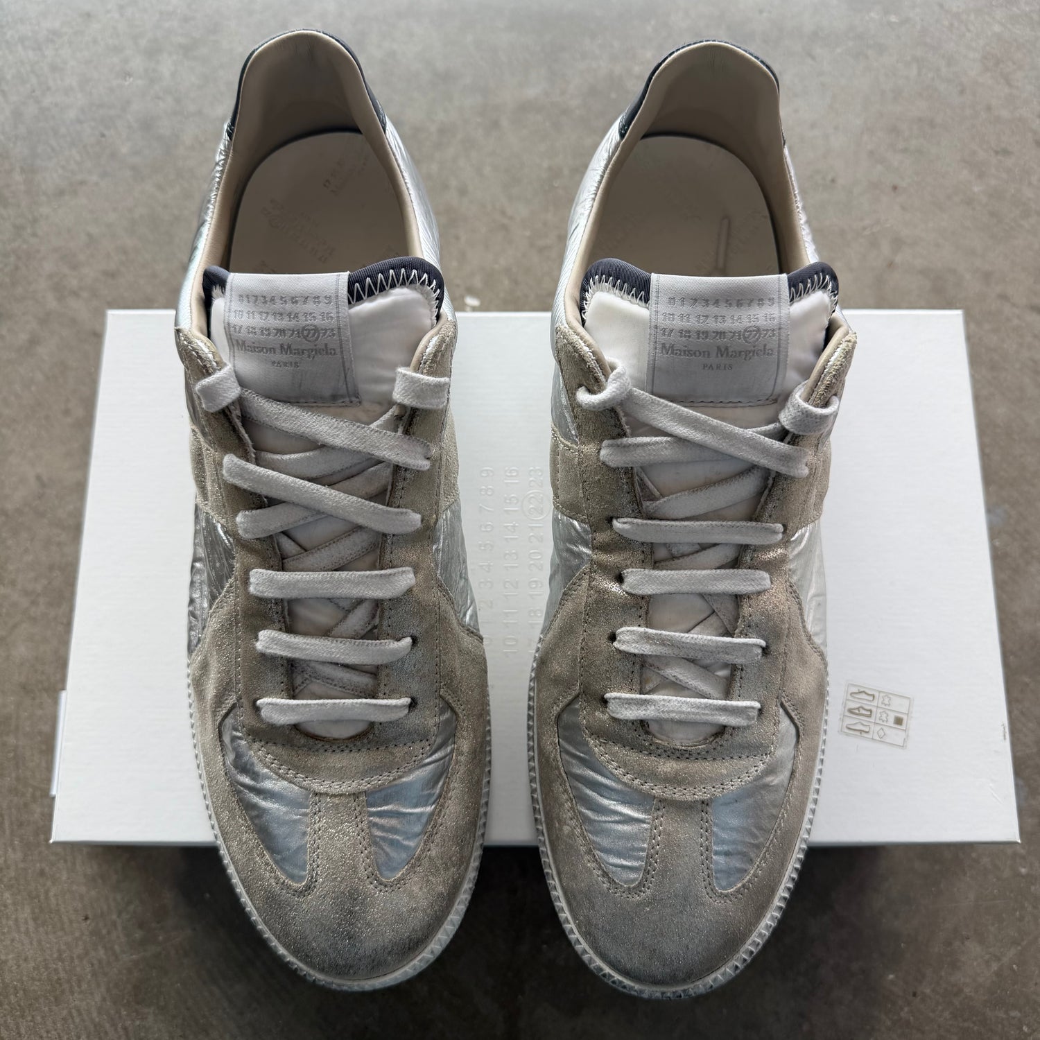 12 Maison Margiela Gat Iridescent
