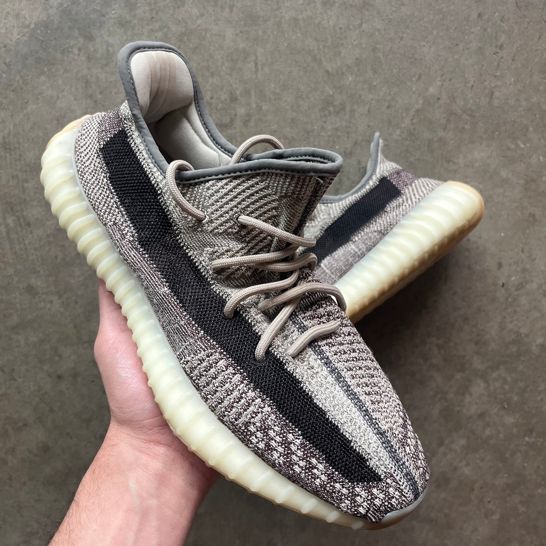 11.5 Used Yeezy 350v2 Zyon