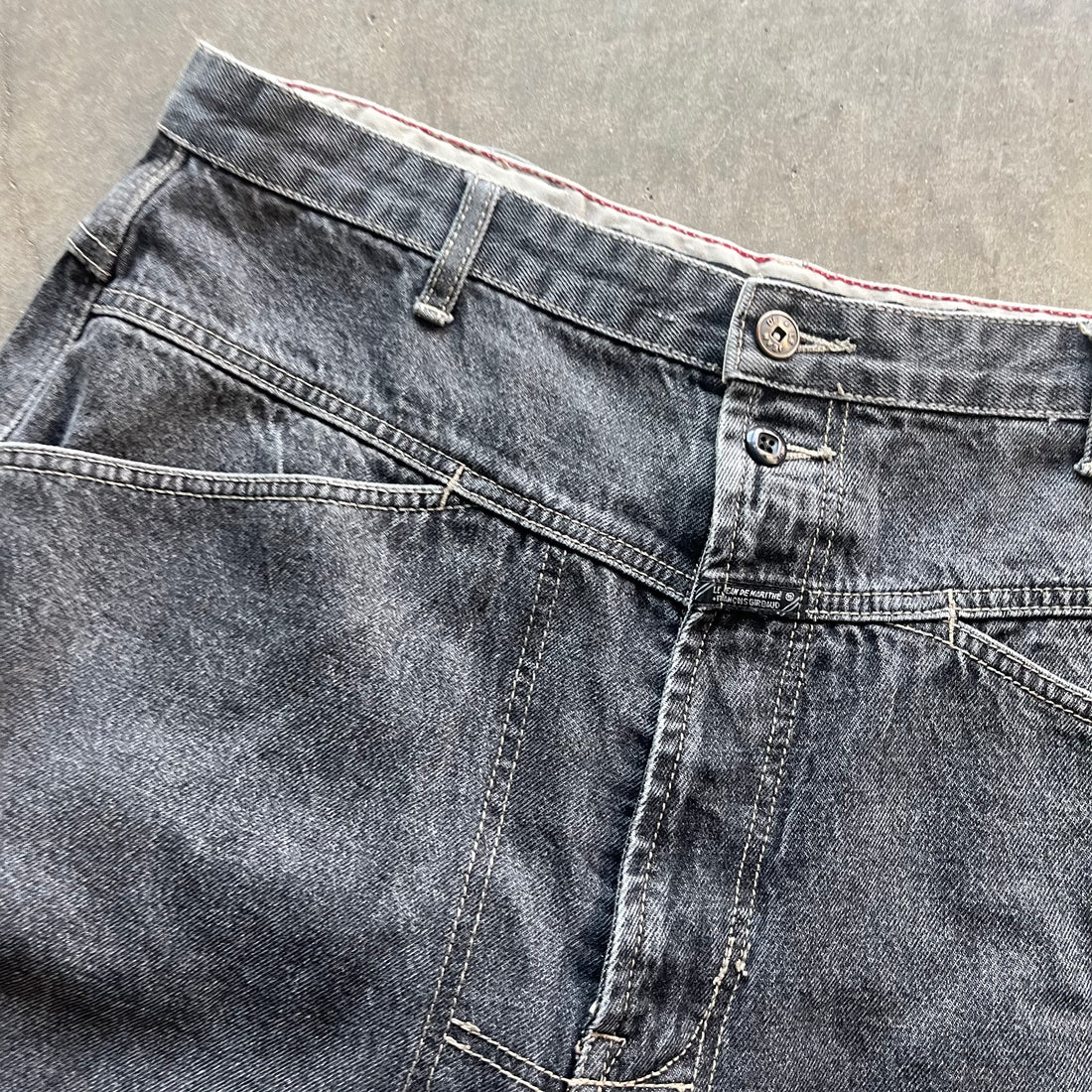 36w Y2K Girbaud Shorts