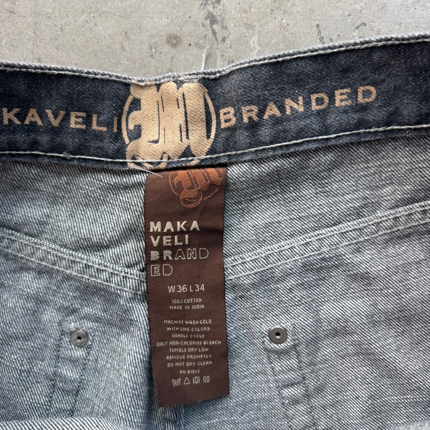 36x34 Y2K Makaveli Tupac Jeans