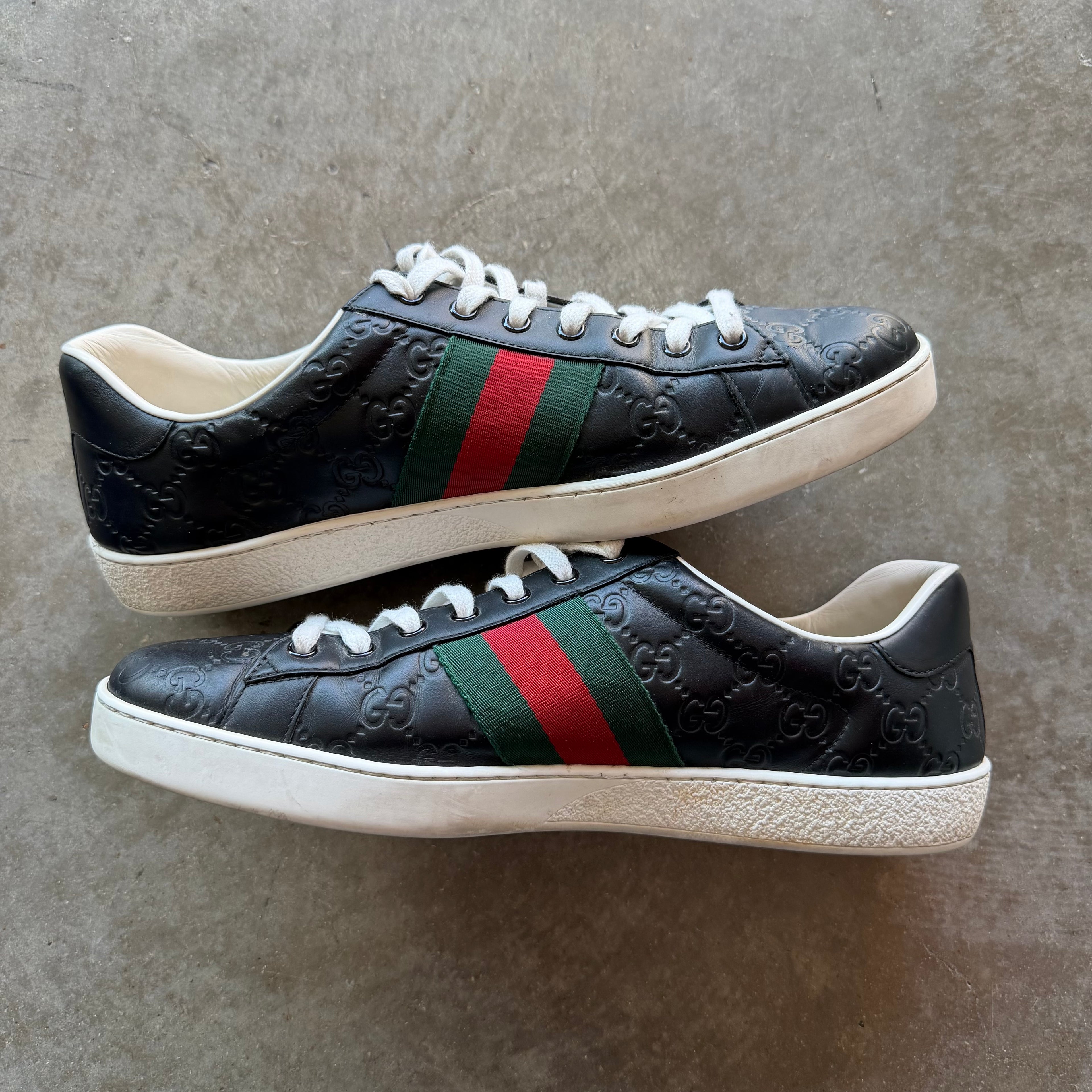 10 Used Gucci Ace Black Monogram