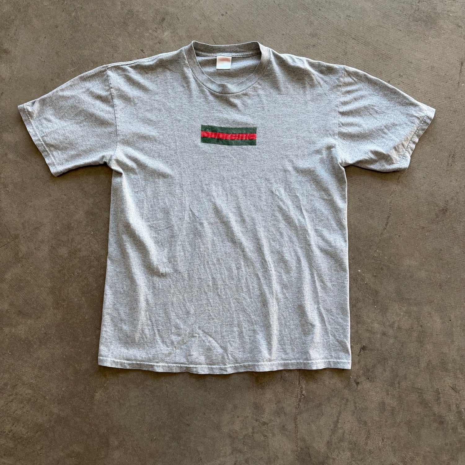 L 04 Supreme Gucci Box Logo Grey