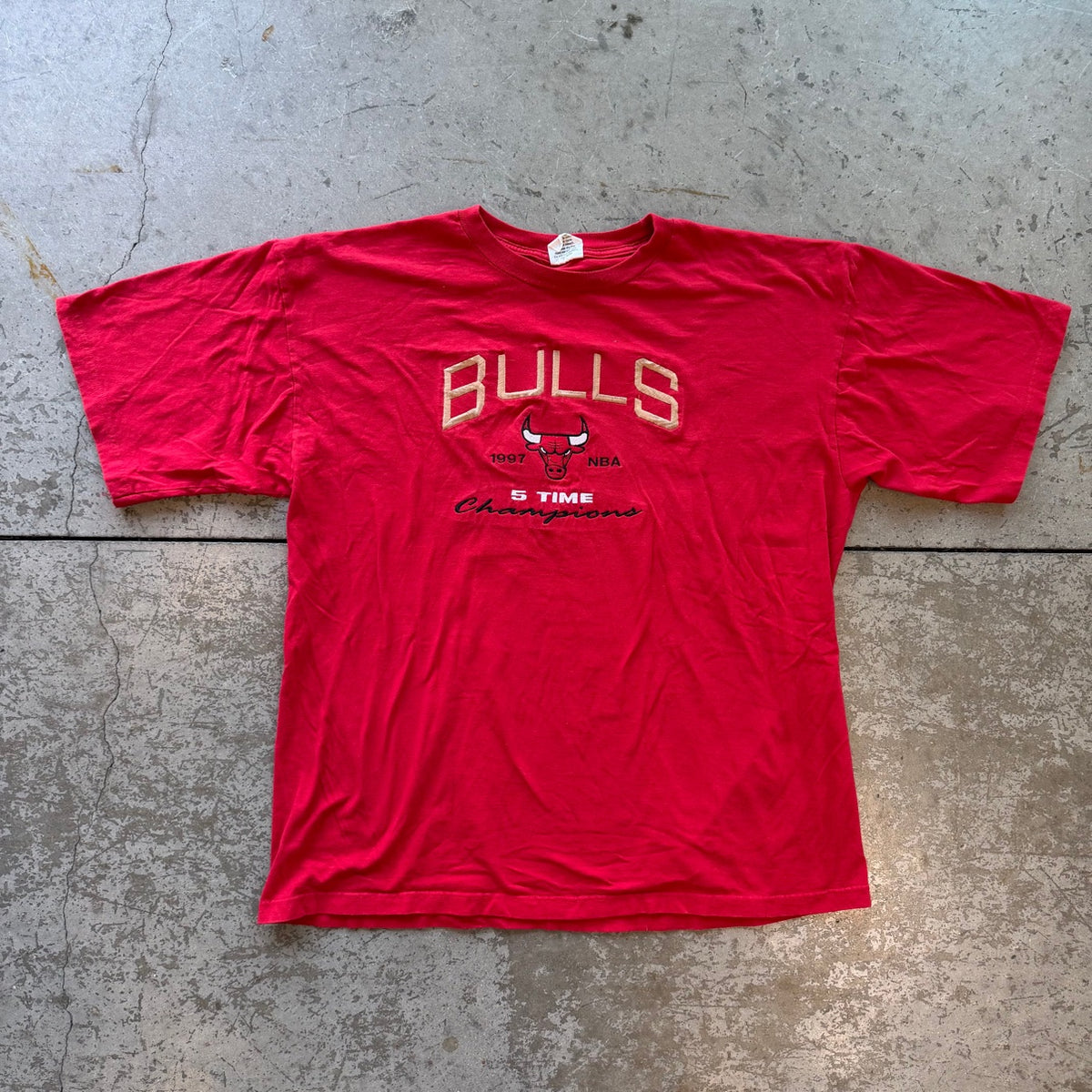 XXL 1997 Bulls 5 Time Champions Tee