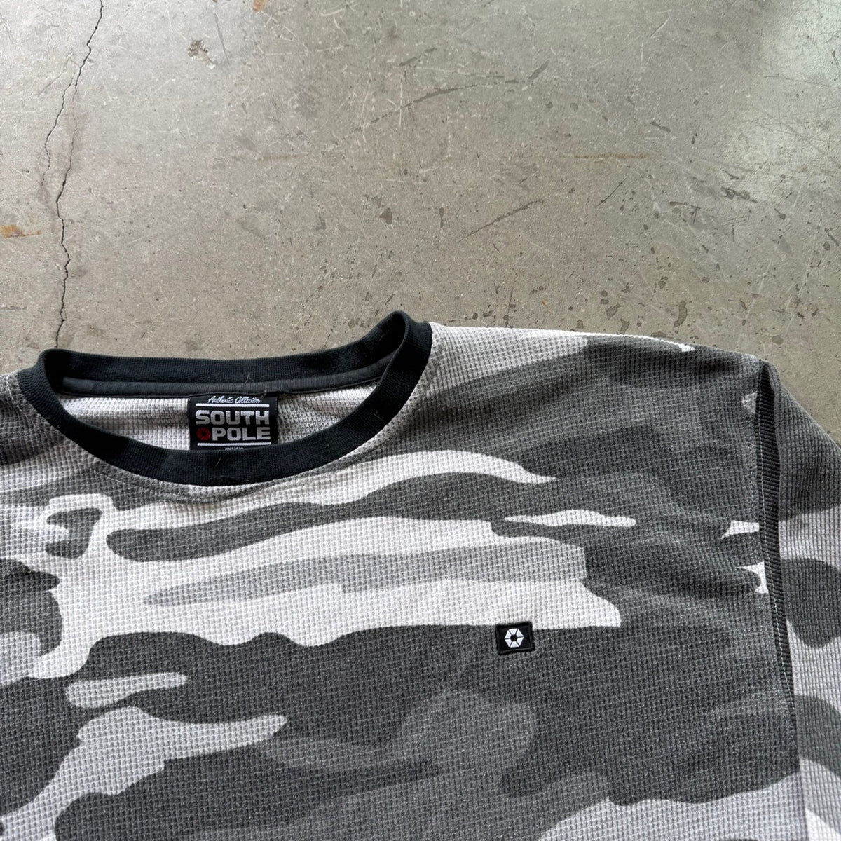 L South Pole Camo Thermal